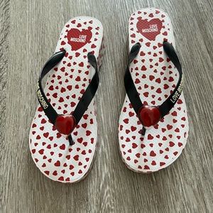 love Moschino flip flops